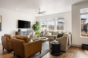Blue Lagoon Oasis townhouse